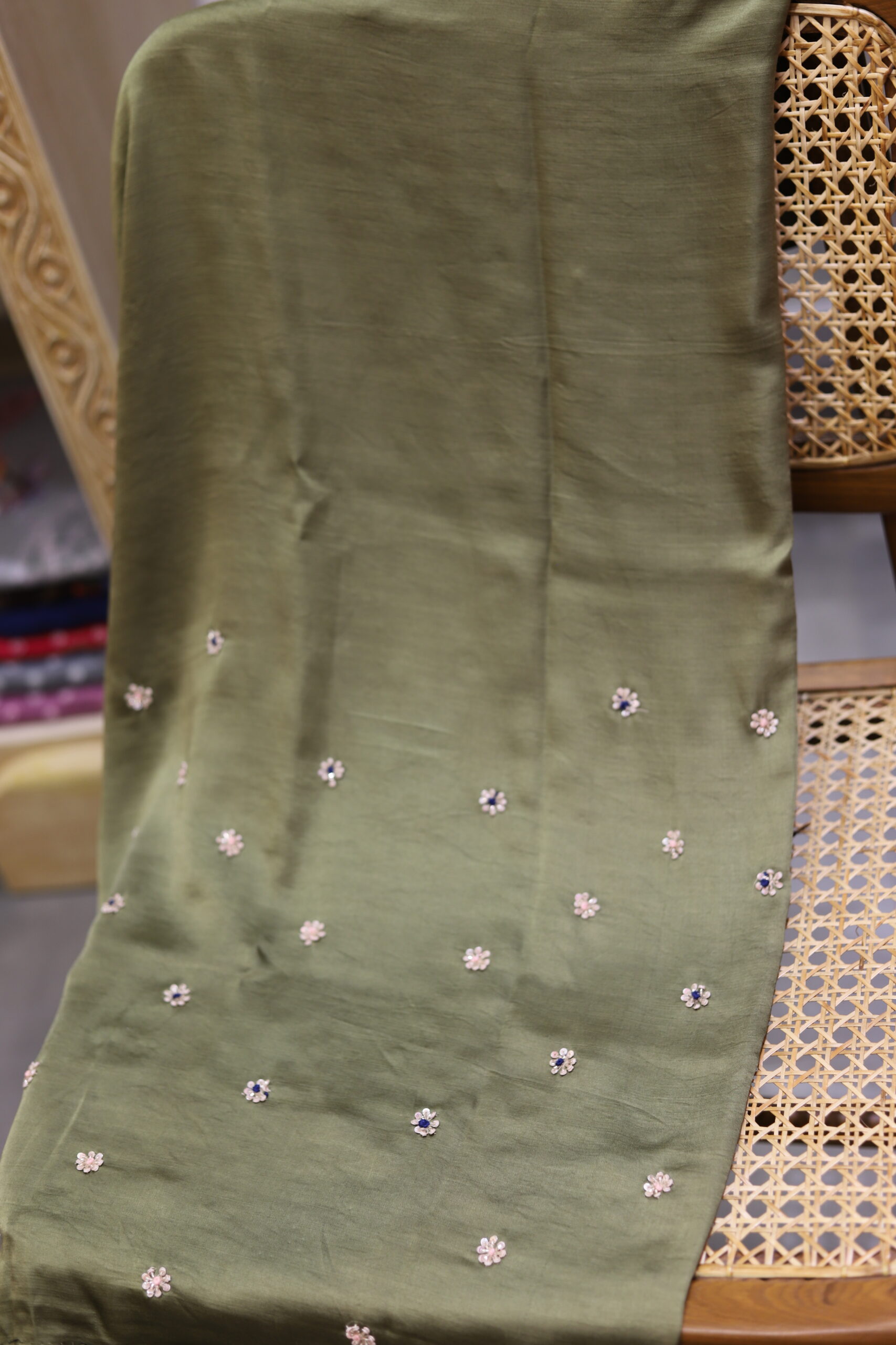 2A97FE40-71FB-4E16-BC7F-9FFB0481157A