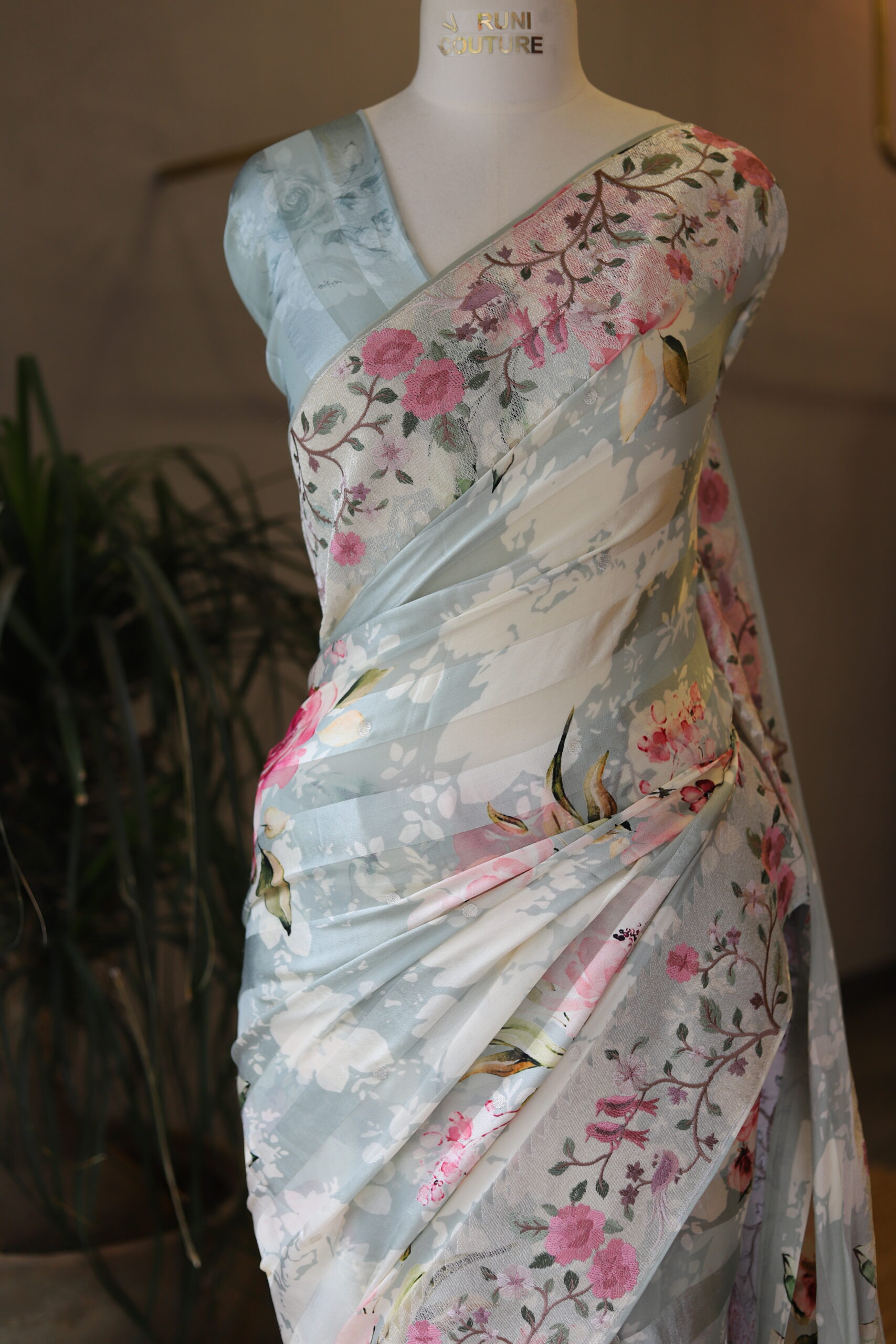 96672251-62B0-4FEA-9D25-68AD14F75724