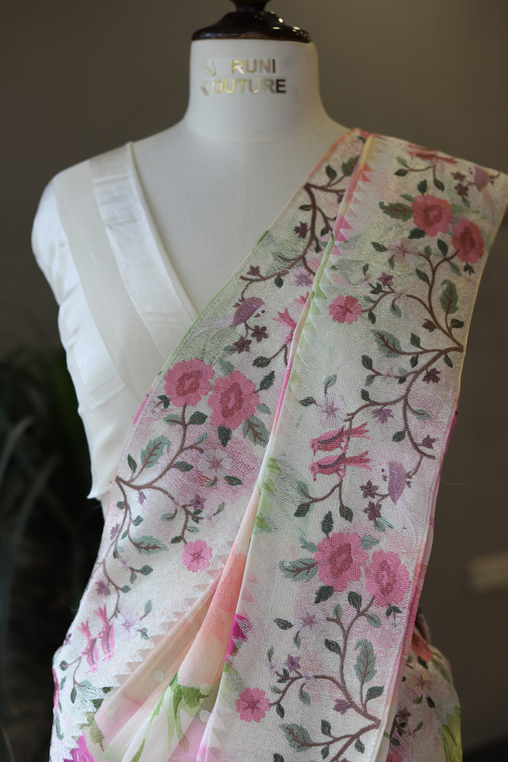 D0109785-5013-4015-8D33-3D182D406939