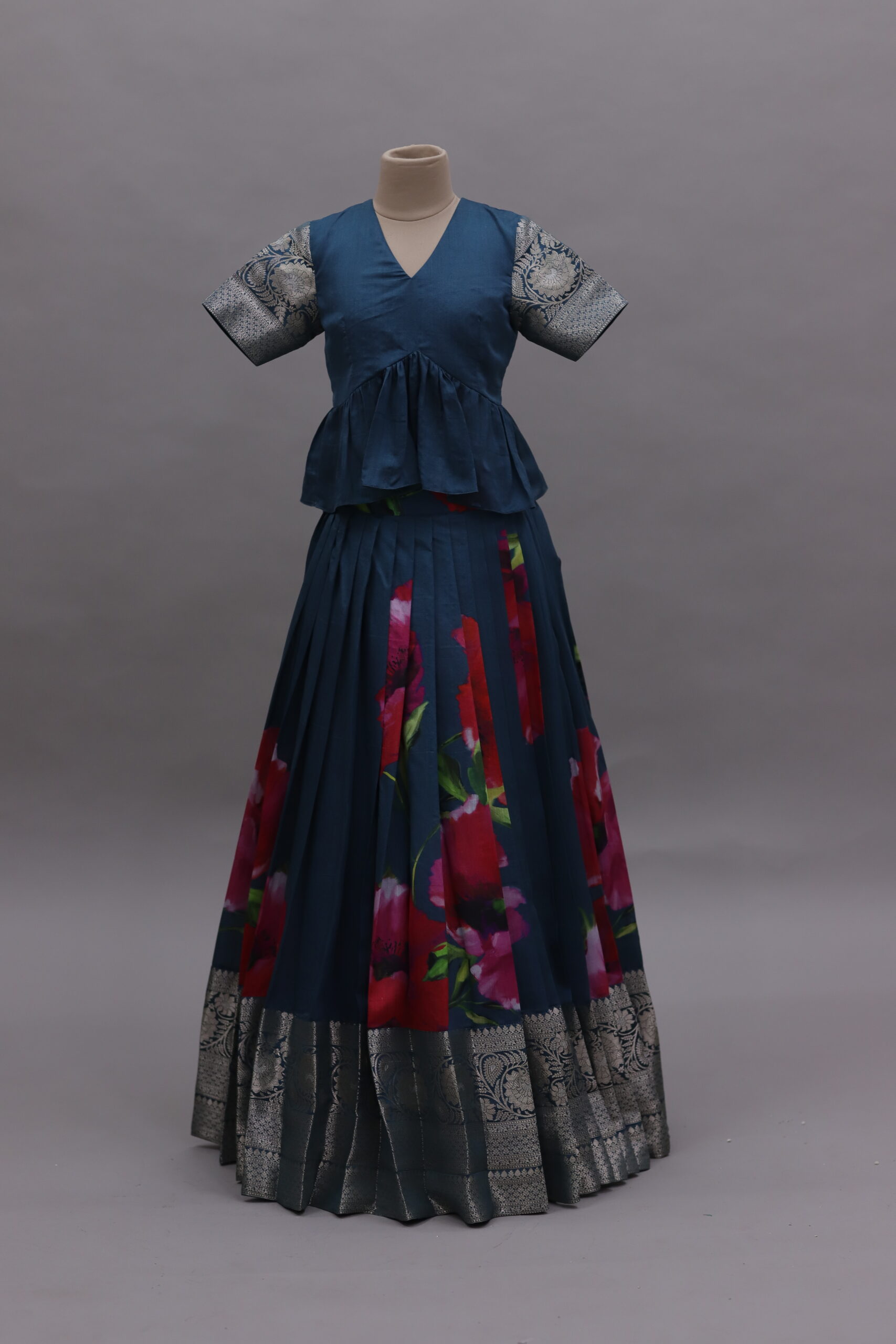 57E8E3CC-5F5E-4B02-95A9-8FD16D71EB9D