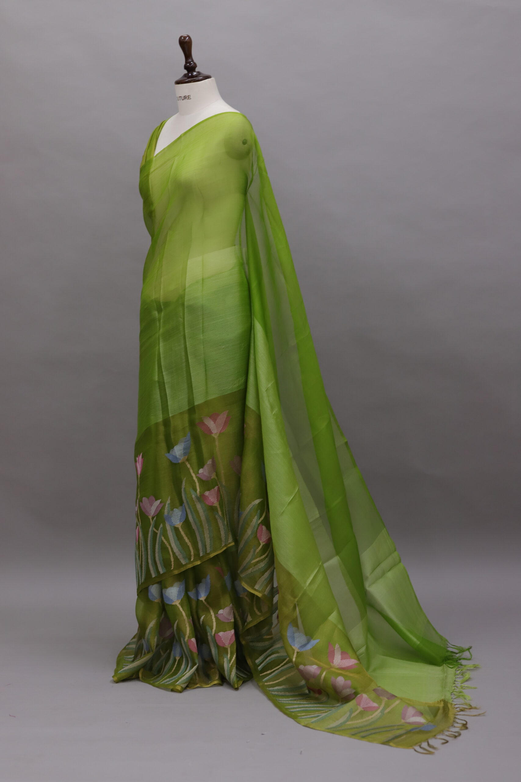 7E7D7ED3-DF3A-49A7-8A02-D0F5315B7793