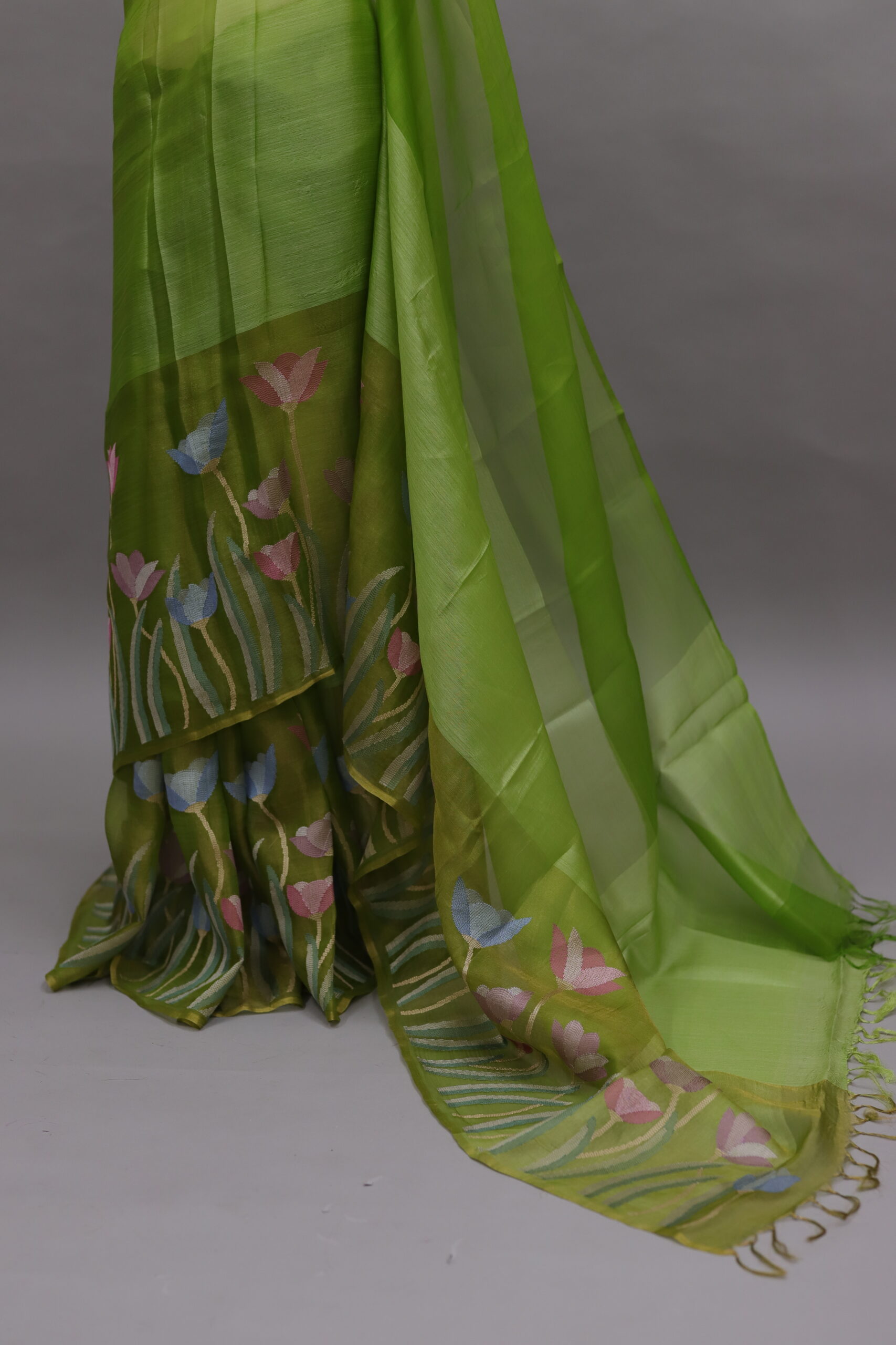 94FF1364-FCF9-4E42-A7FF-C4CF086CDAFE