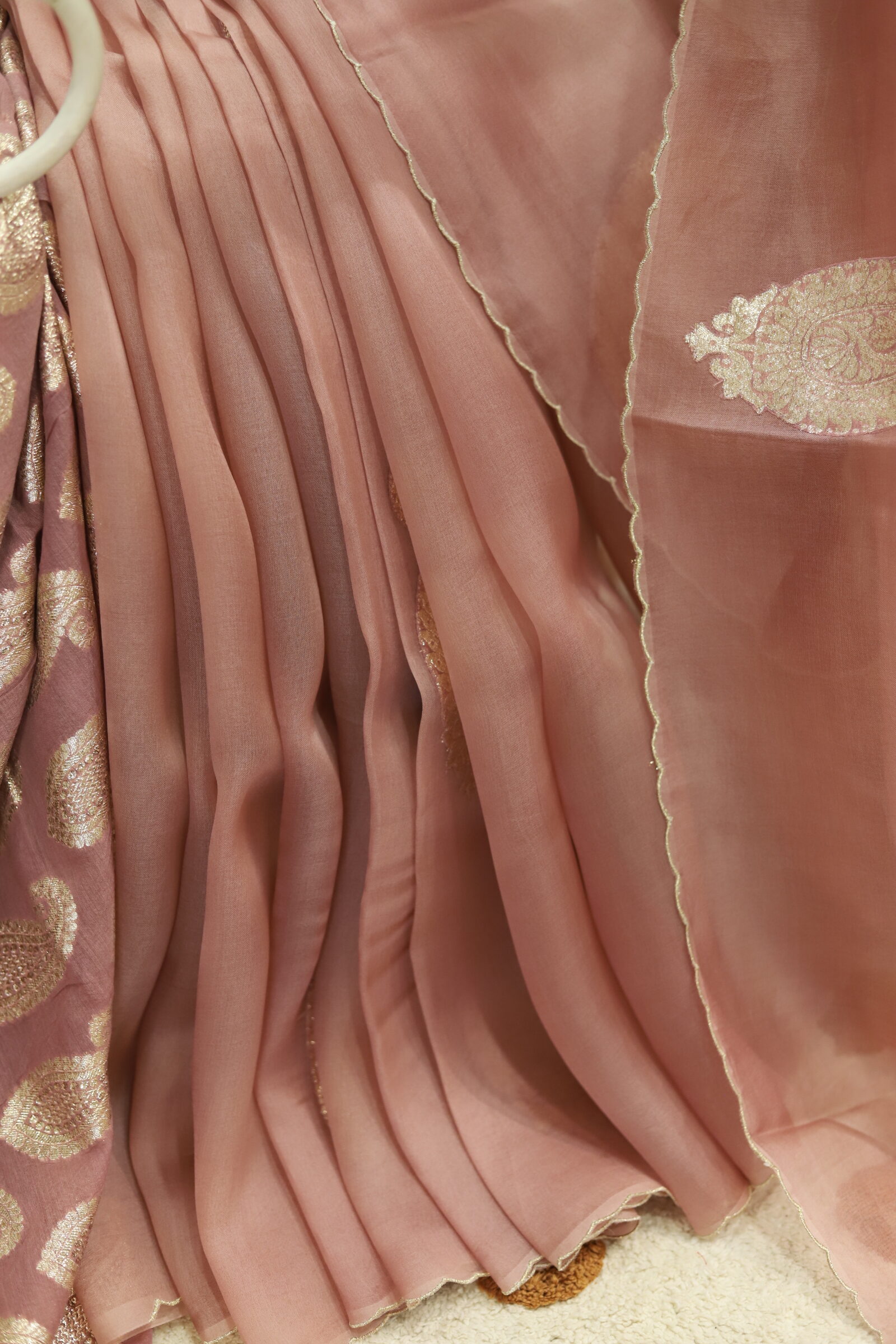 6FFD90DD-10C5-40B5-8B5A-DAB938227DF3