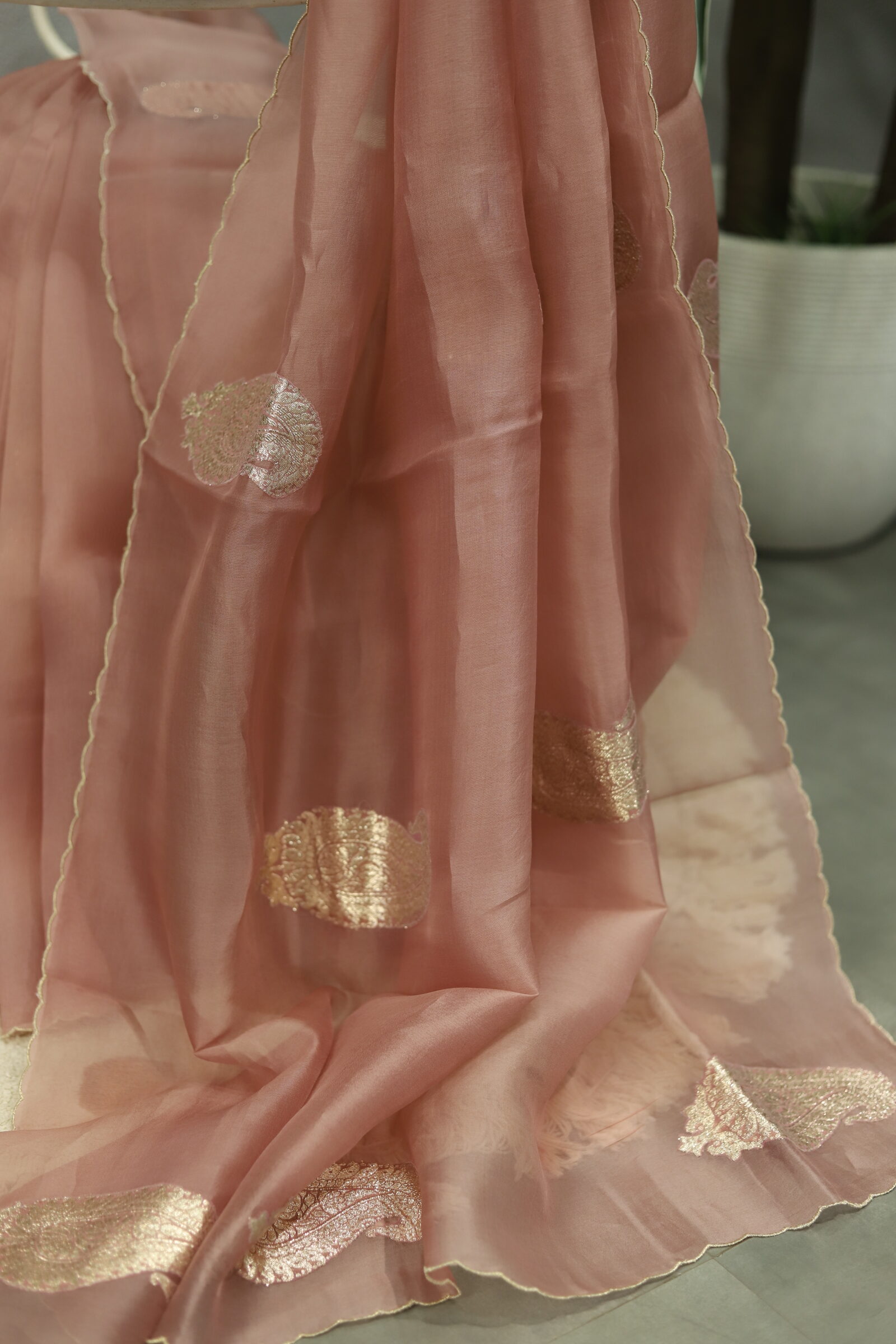 E8F663A4-DB4A-4E3E-AA28-D0AE65CEFE8D