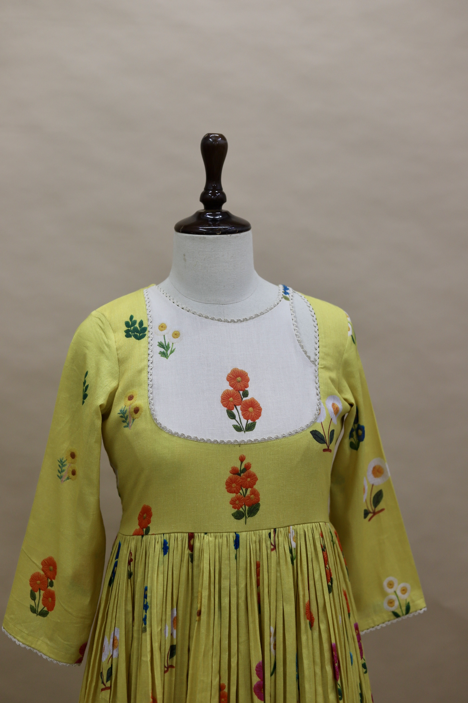 30E0B04F-4048-4FED-BB84-0A0FE7BCD748_1_201_a