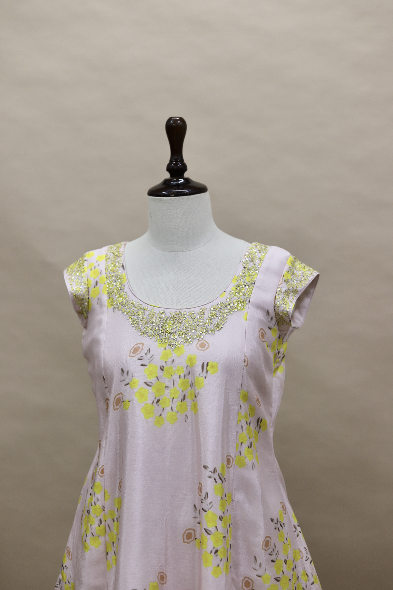 33D09D08-E5E9-4710-8579-A9B74D478429_1_201_a