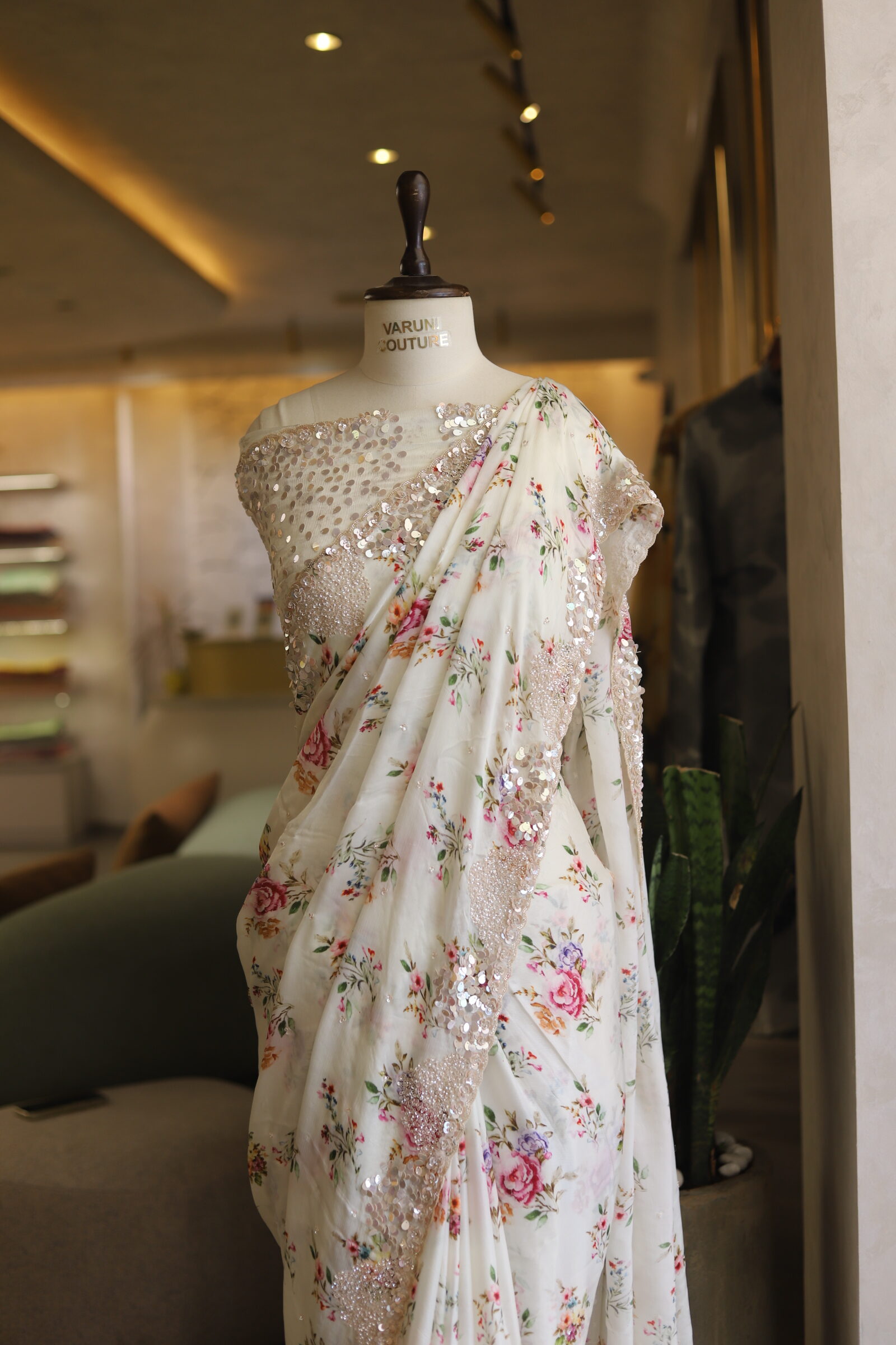 3CF06A30-9F09-486B-B7EF-2D9669E27E10