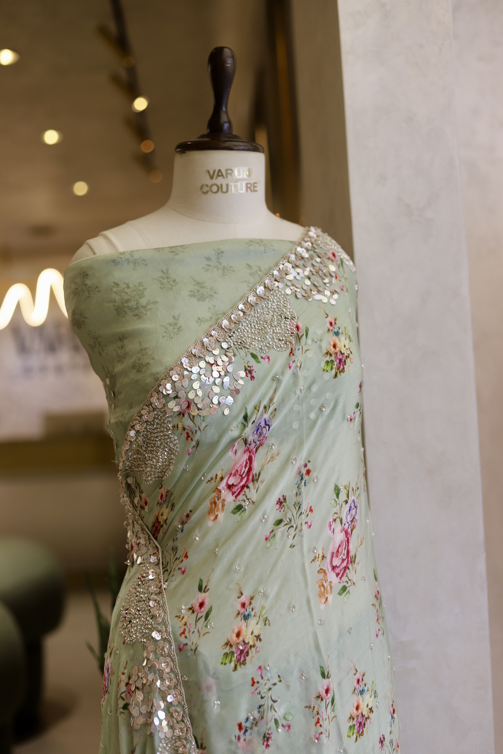 4E23B1B4-66C1-4A37-8175-16EAA11BEF3C_1_201_a