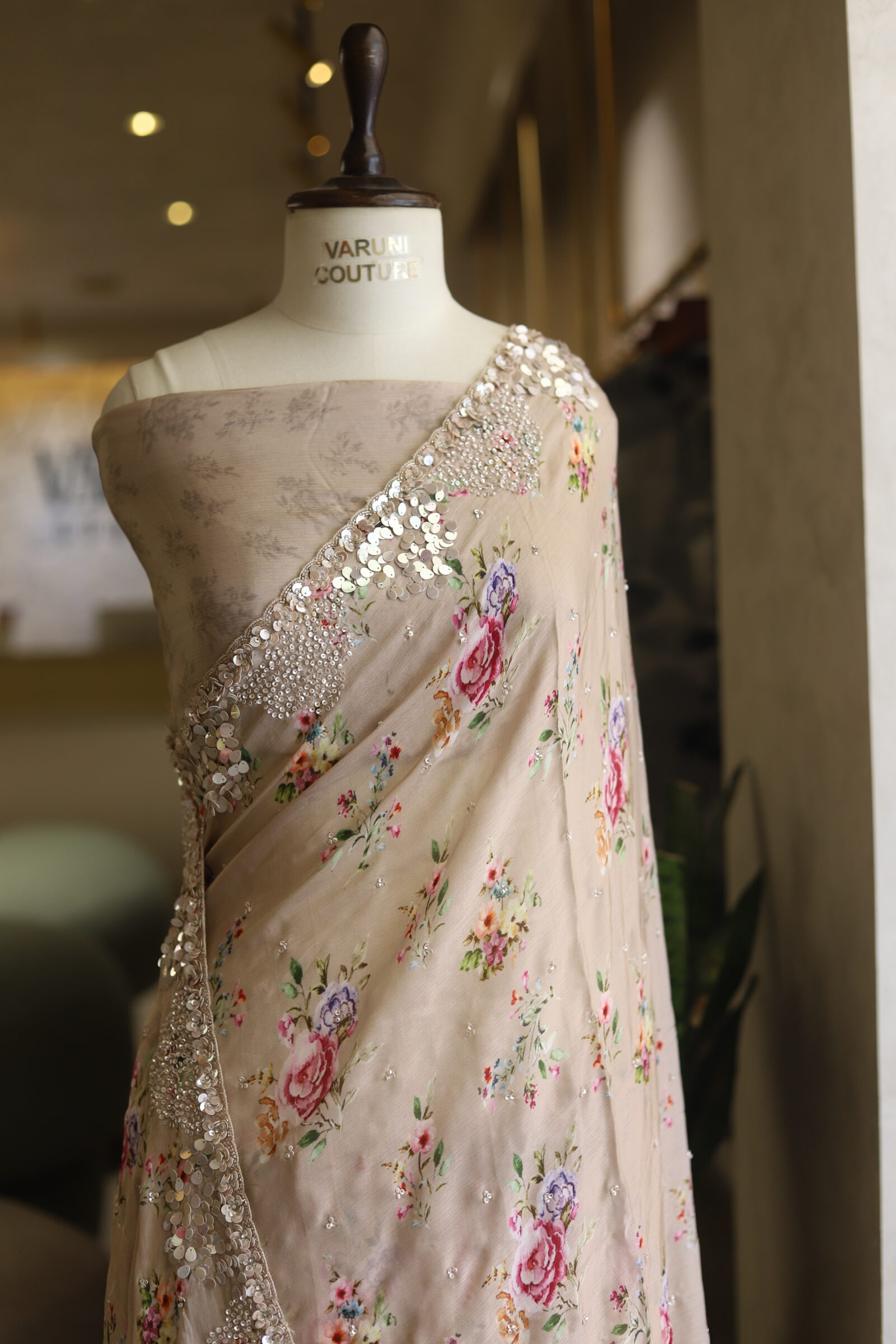 8C5D65A9-FF29-469A-B4ED-6FB3AF6EF3F7